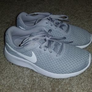 Nike boys size 1.5